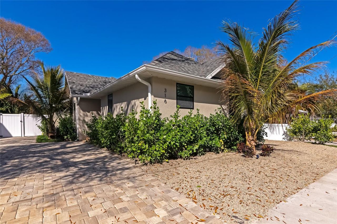 316 27th Street W, Bradenton, FL 34205 Photo