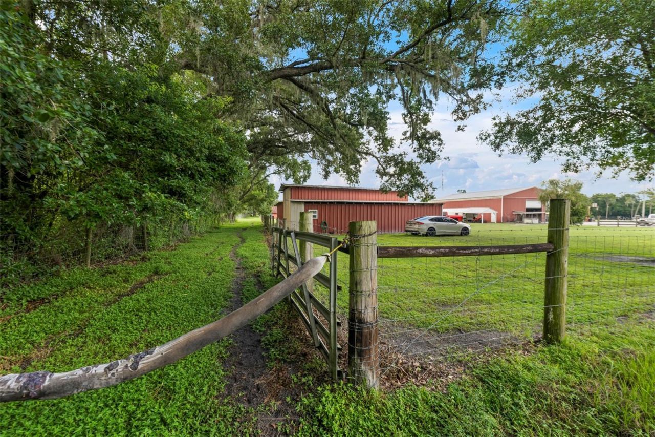 1450 Duff Road, Lakeland, FL 33810 Photo