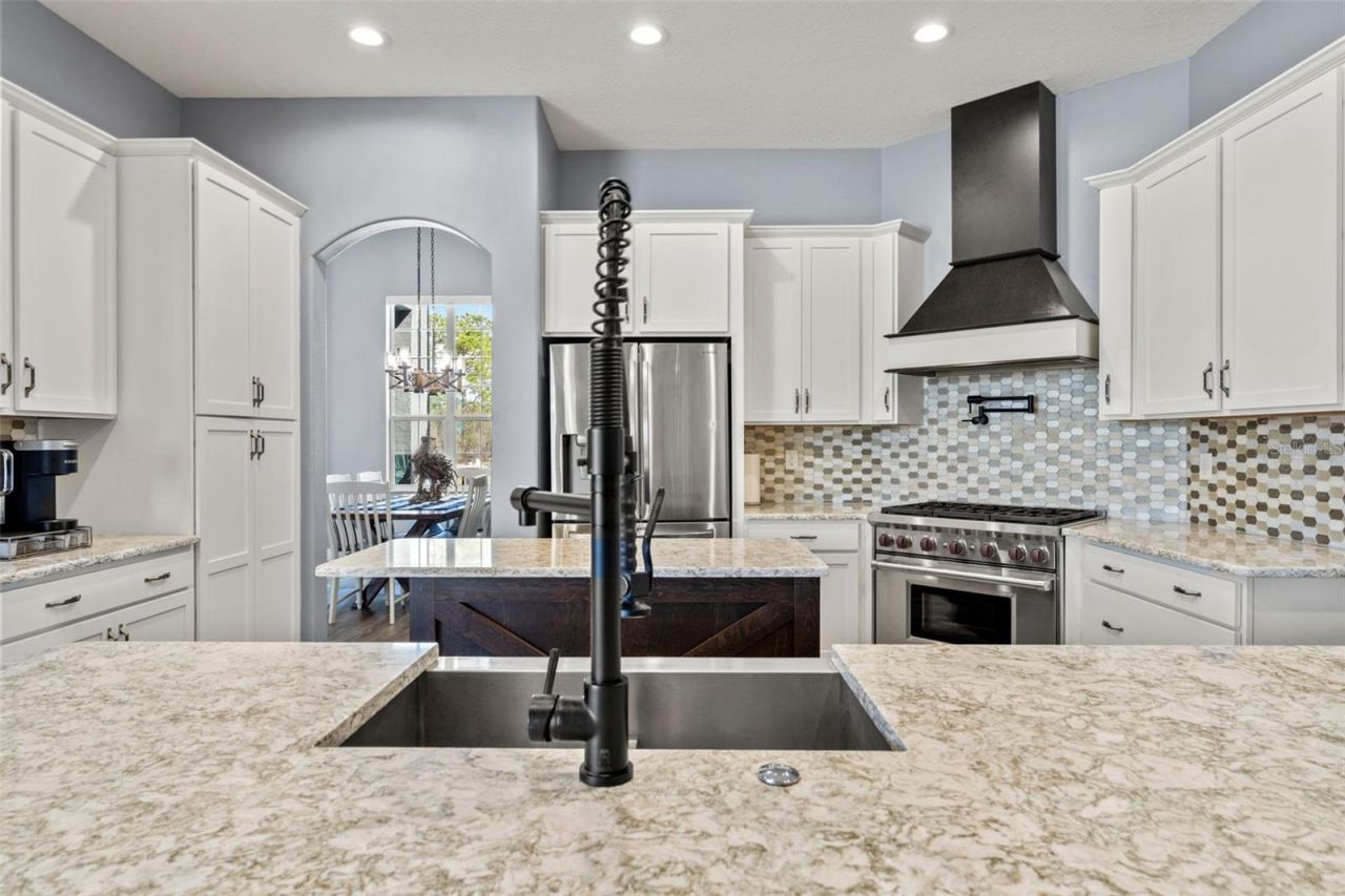 12277 Eskimo Curlew Road, Weeki Wachee, FL 34614 Photo