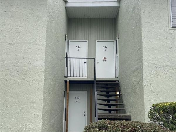 596 BAHIA CIRCLE, Unit B, OCALA, FL 34472