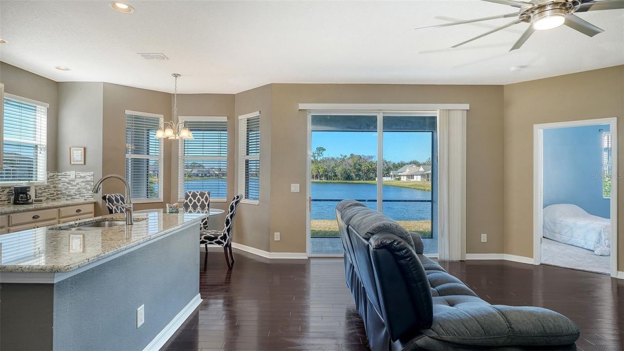 5914 53rd Lane E, Bradenton, FL 34203 Photo