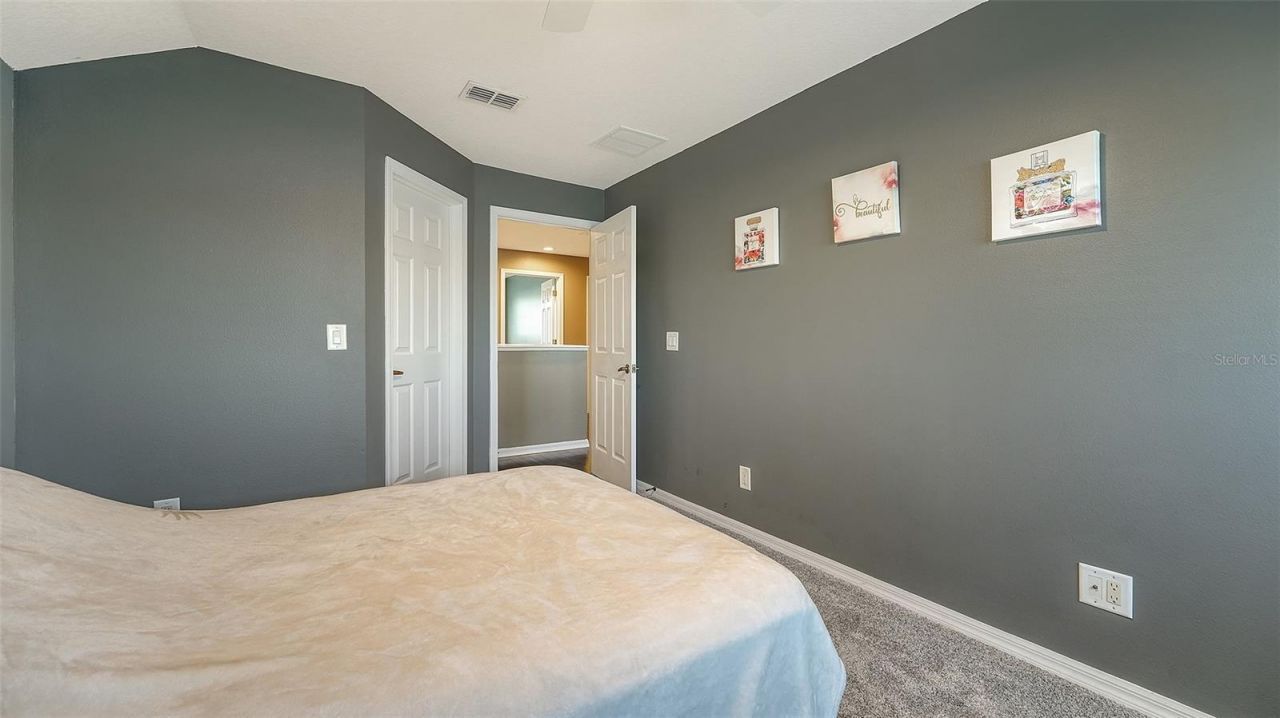 5914 53rd Lane E, Bradenton, FL 34203 Photo