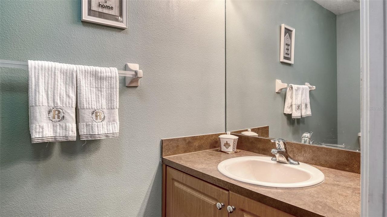 5914 53rd Lane E, Bradenton, FL 34203 Photo