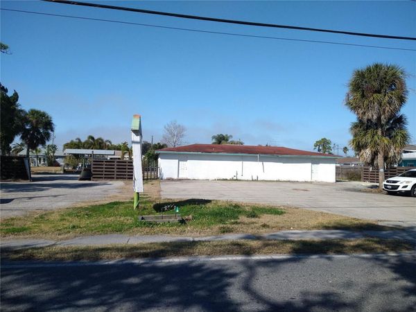 13923 OLD DIXIE HIGHWAY, HUDSON, FL 34667