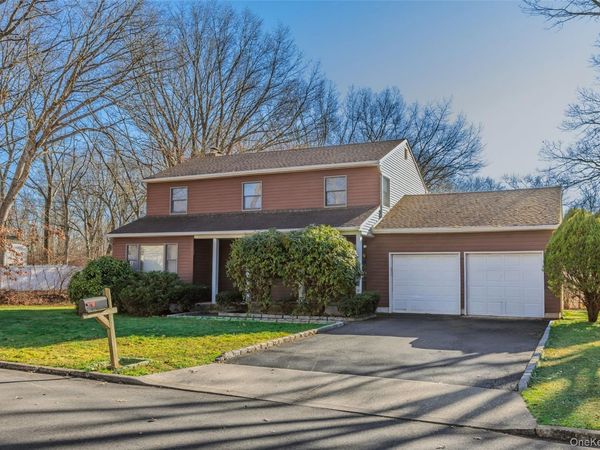 6 23rd Street, East Setauket, NY 11733