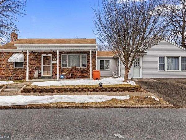 381 S 7TH STREET, HARRISBURG, PA 17113