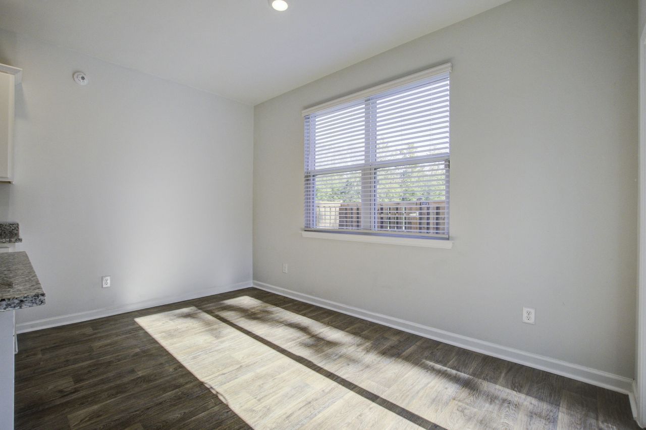 827 Kirby Court Photo 19