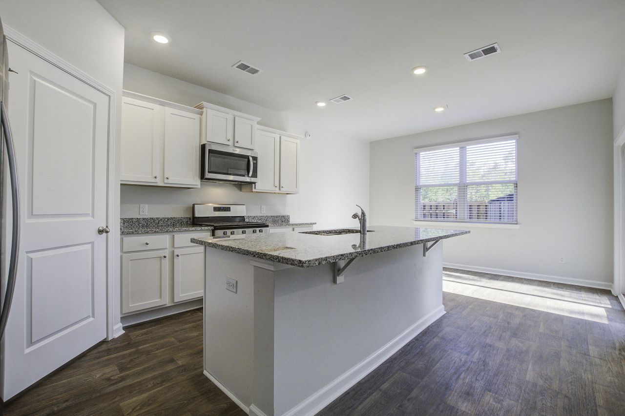 827 Kirby Court Photo 5