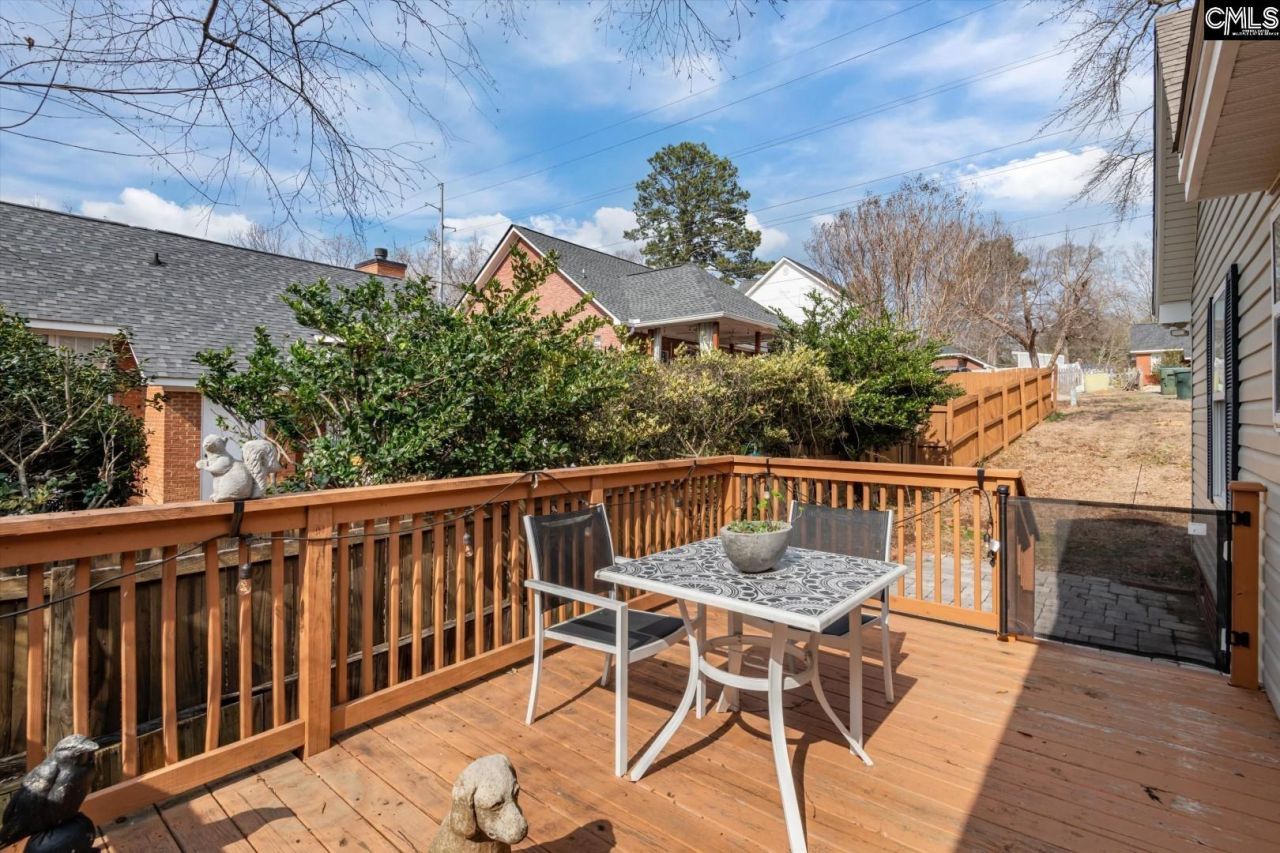 26 Lindsay Street  Photo 28