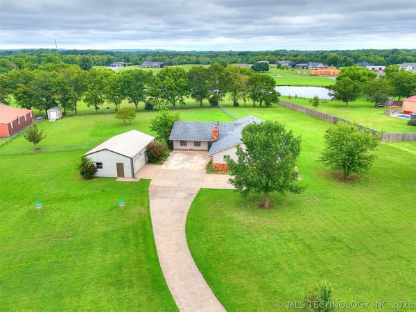 26 Sunshine Lane , Pryor, OK 74361