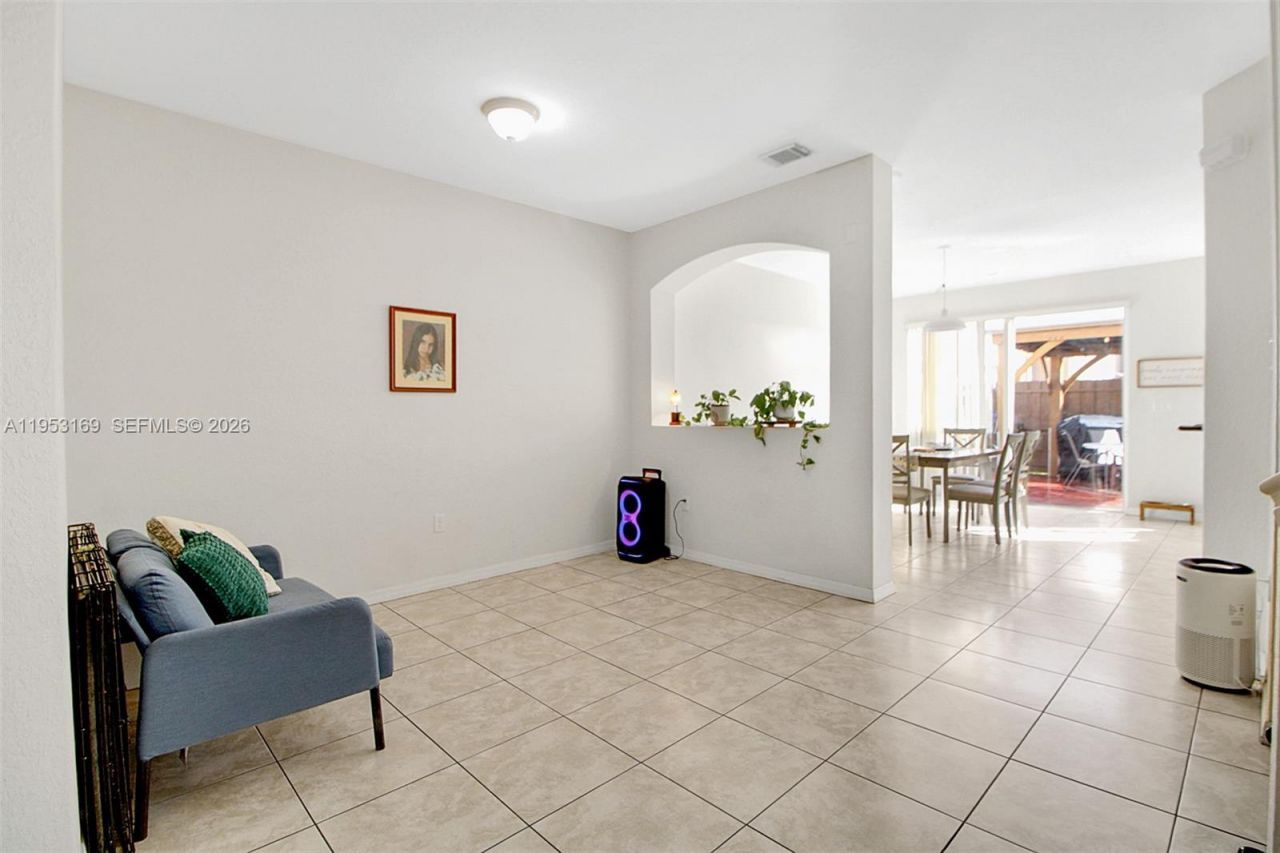 11919 SW 153rd Ct, Miami, FL 33196 Photo