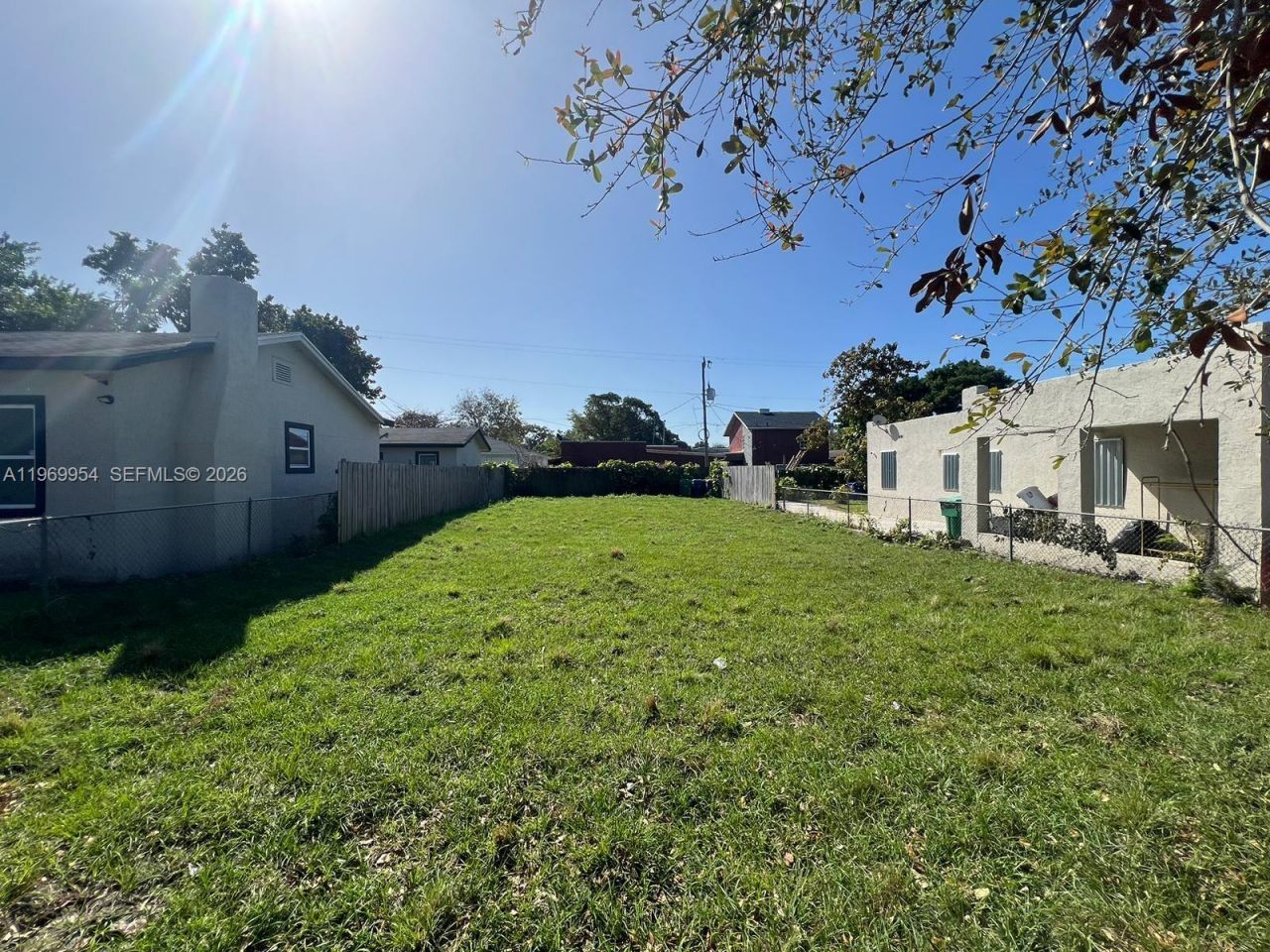 1762 NW 44th St, Miami, FL 33142 Photo