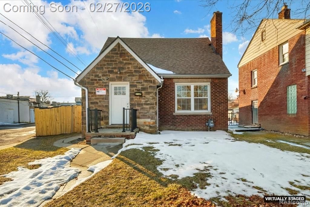 17127 Shaftsbury Avenue, Detroit, MI 48219 Main Photo