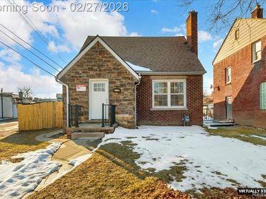 17127 Shaftsbury Avenue, Detroit, MI 48219