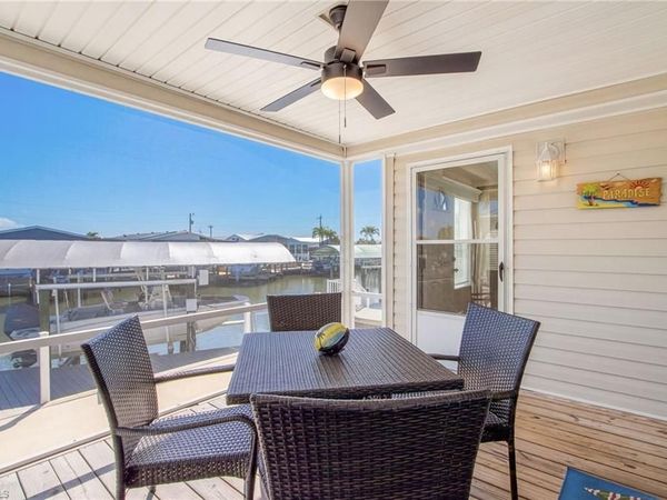 3098 Sloop LN, ST. JAMES CITY, FL 33956