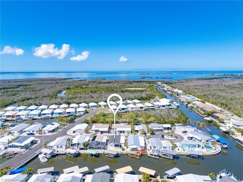 3098 Sloop Ln, Saint James City, FL 33956 Photo