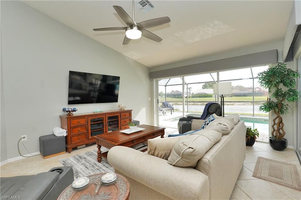9110 Old Hickory Cir, Fort Myers, FL 33912 Photo