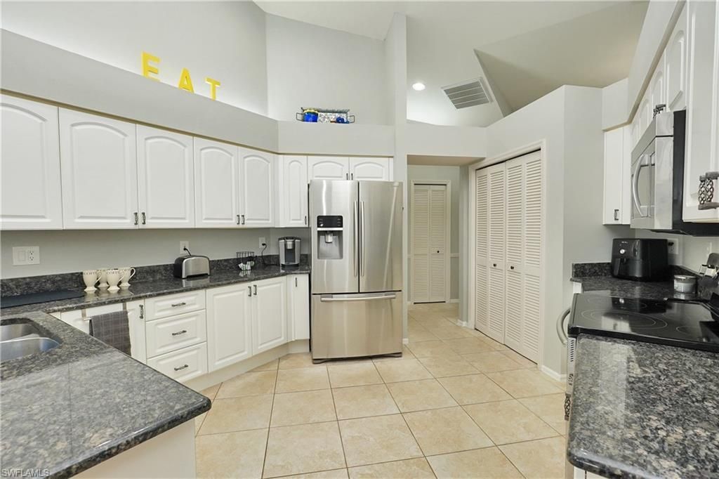 9110 Old Hickory Cir, Fort Myers, FL 33912 Photo