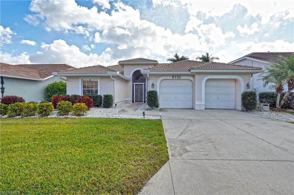9110 Old Hickory Cir, Fort Myers, FL 33912 Photo