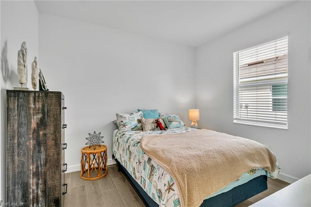 17388 Walnut Run Dr, Alva, FL 33920 Photo