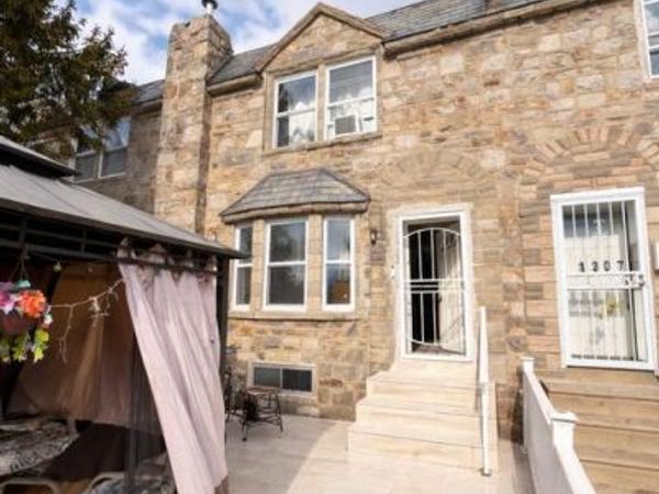 1305 ROBBINS STREET, PHILADELPHIA, PA 19111