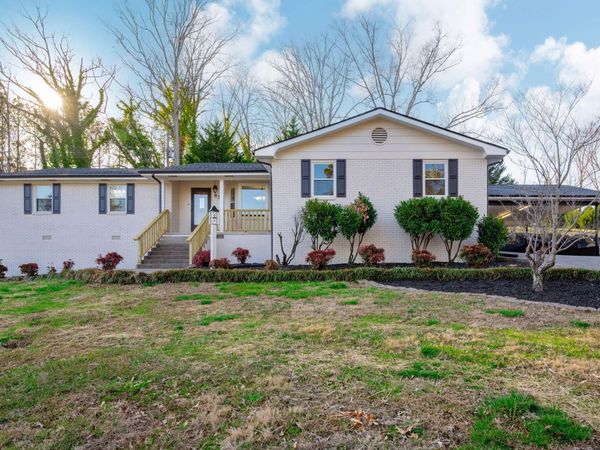 83 E Circle Drive, Rossville, GA 30741