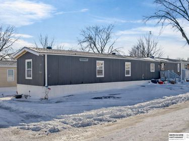 12845 Manderson Plaza, Unit Lot 217, Omaha, NE 68164
