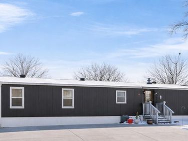 12845 Manderson Plaza, Unit Lot 217, Omaha, NE 68164