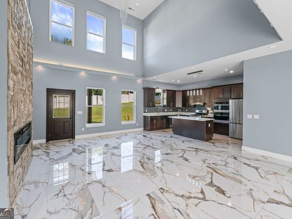 1515 Grayson Parkway, Grayson, GA 30017