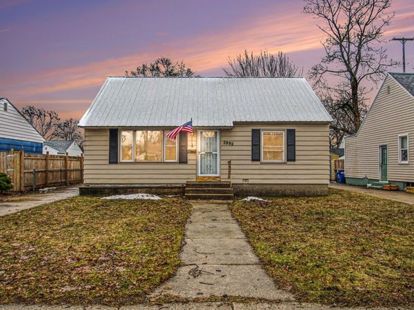 2892 Roosevelt Road, Muskegon, MI 49441