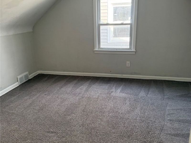 892 E 139th Street, Cleveland, OH 44110 Photo 6