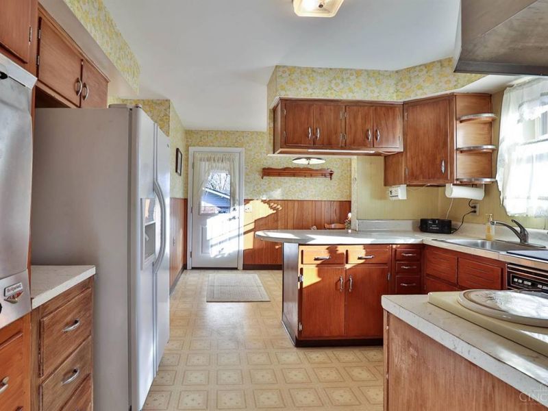 10022 Lakeside Drive, Springfield Twp., OH 45231 Photo 16