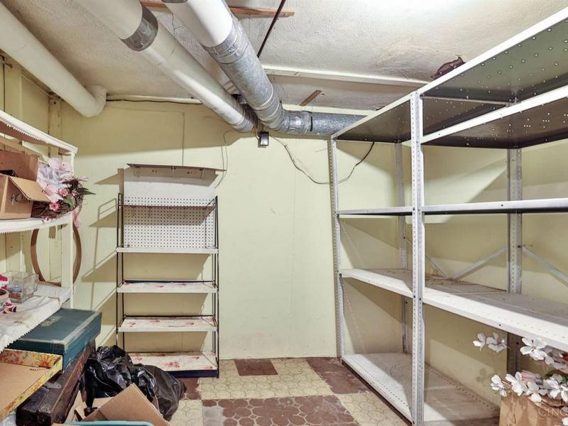 10022 Lakeside Drive, Springfield Twp., OH 45231 Photo 35