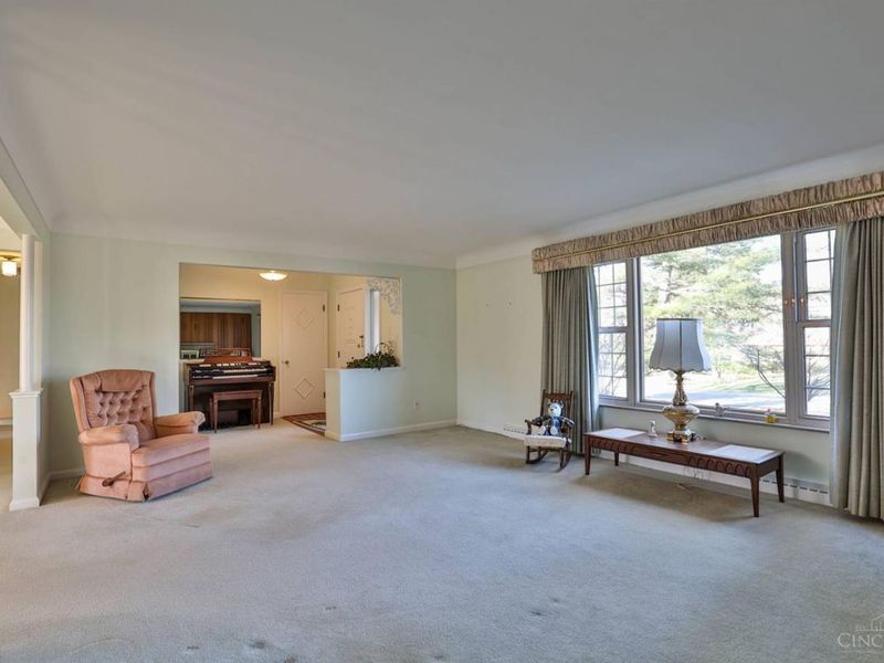 10022 Lakeside Drive, Springfield Twp., OH 45231 Photo 8