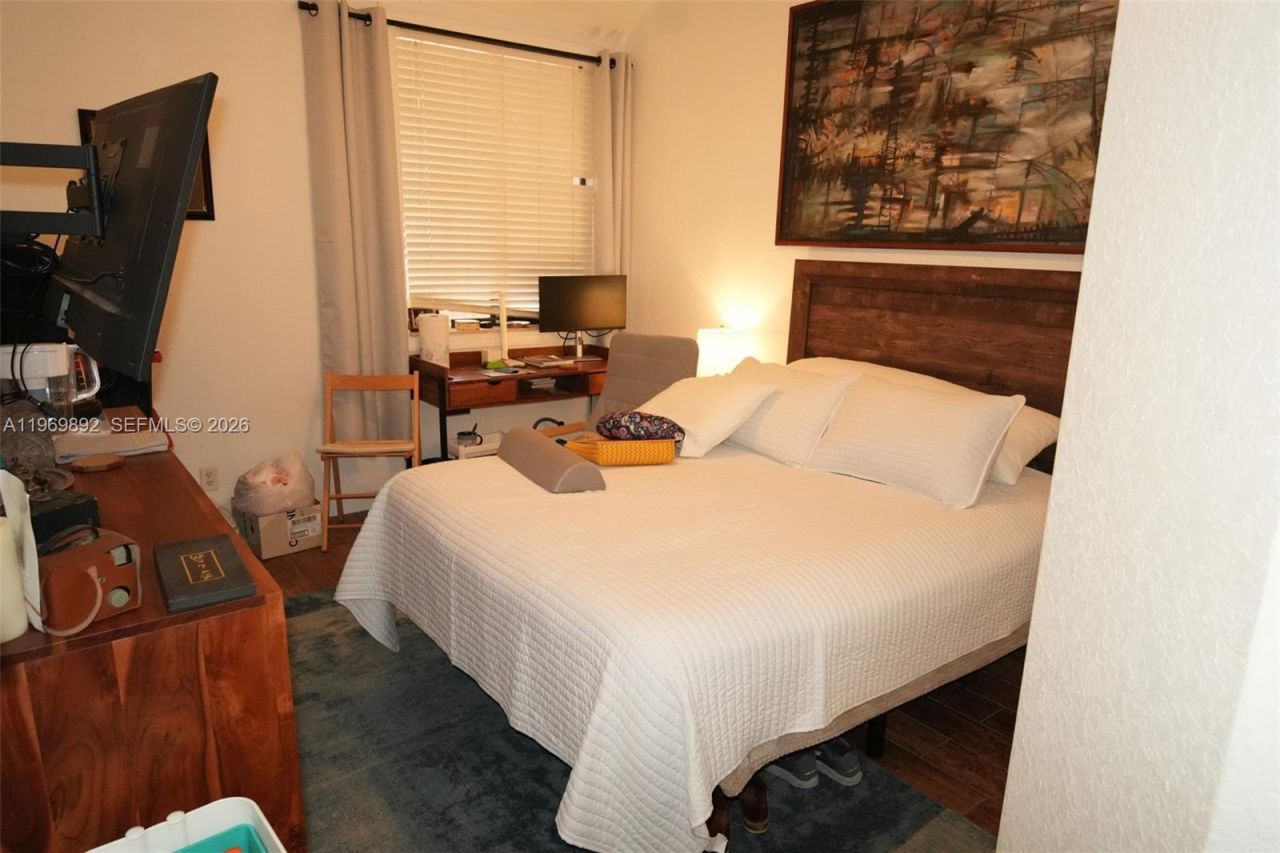 2706 Kinsington Cir, Unit 23-2, Weston, FL 33332 Photo