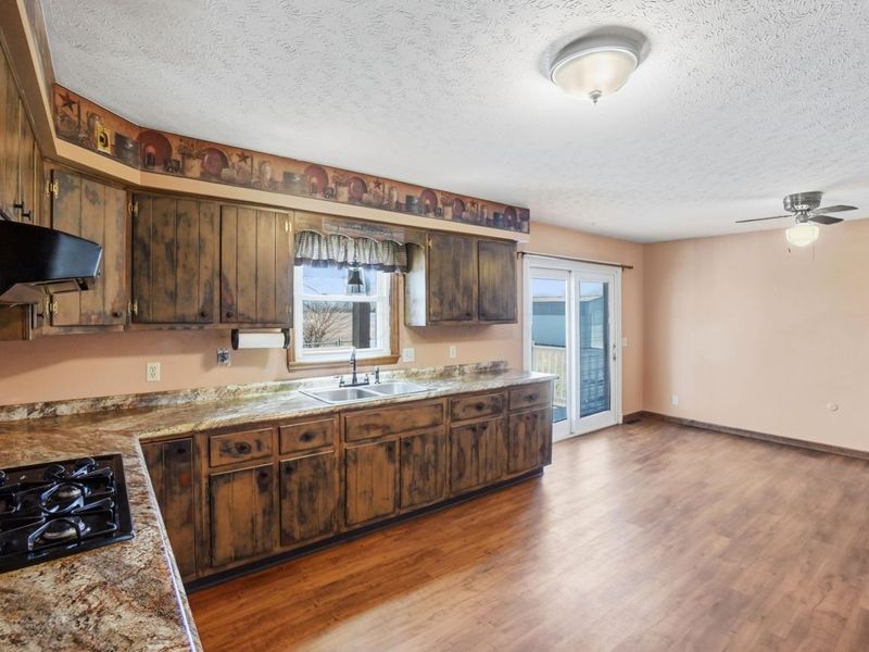 926 Old Chillicothe Road SE, Washington Court House, OH 43160 Photo 12