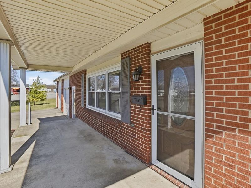 926 Old Chillicothe Road SE, Washington Court House, OH 43160 Photo 5