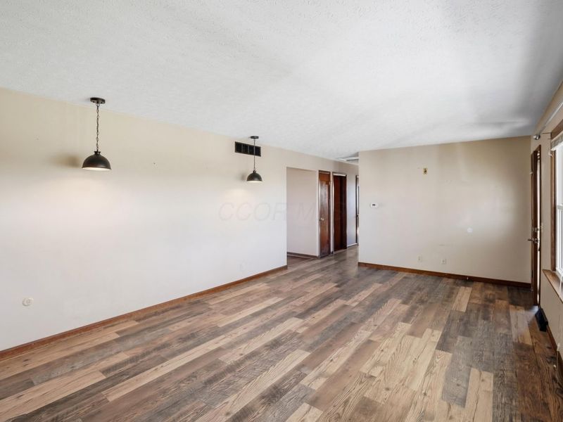 926 Old Chillicothe Road SE, Washington Court House, OH 43160 Photo 8