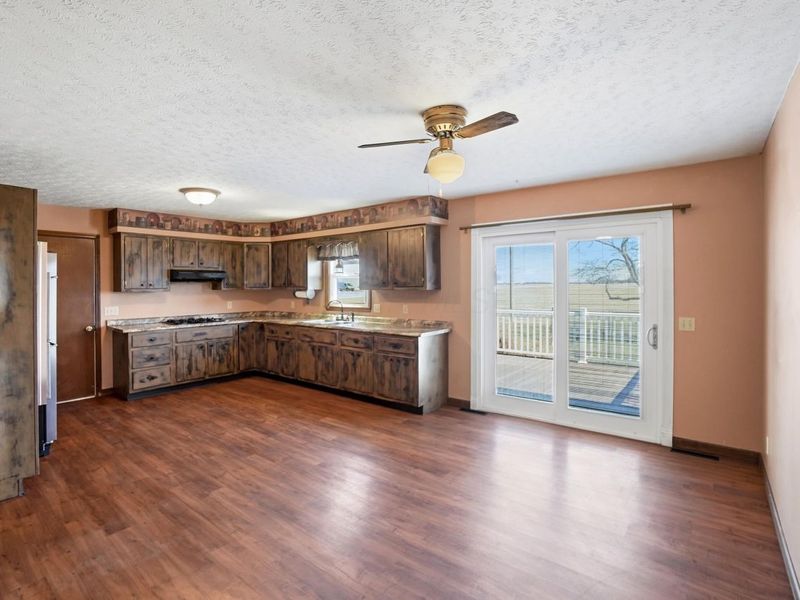 926 Old Chillicothe Road SE, Washington Court House, OH 43160 Photo 9