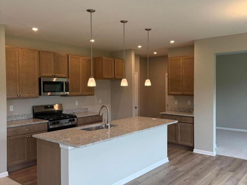 2170 Sunny View Court, Marysville, OH 43040 Photo 2