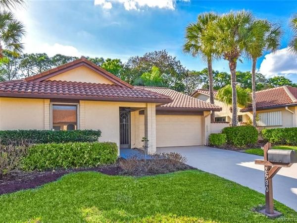 2580 SW Bobalink Court , Palm City, FL 34990