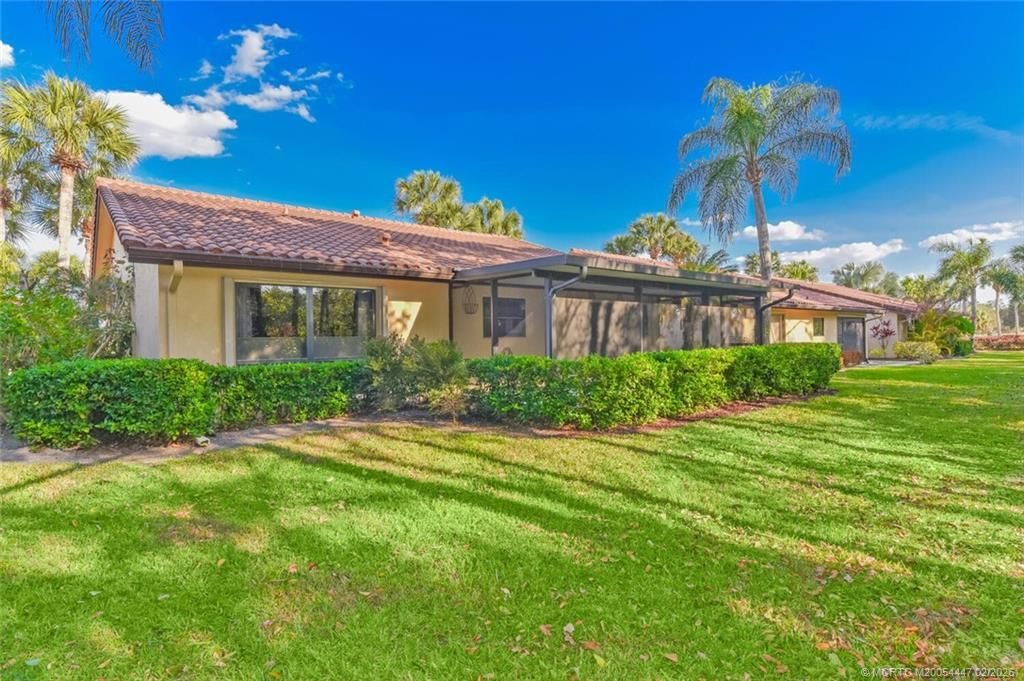 2580 SW Bobalink Court , Palm City, FL 34990 Photo