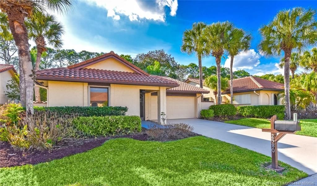 2580 SW Bobalink Court , Palm City, FL 34990 Photo