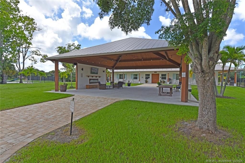 2580 SW Bobalink Court , Palm City, FL 34990 Photo