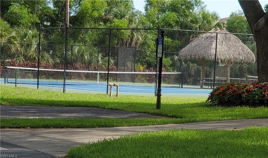 326 Dover Pl, Unit J203, Naples, FL 34104 Photo