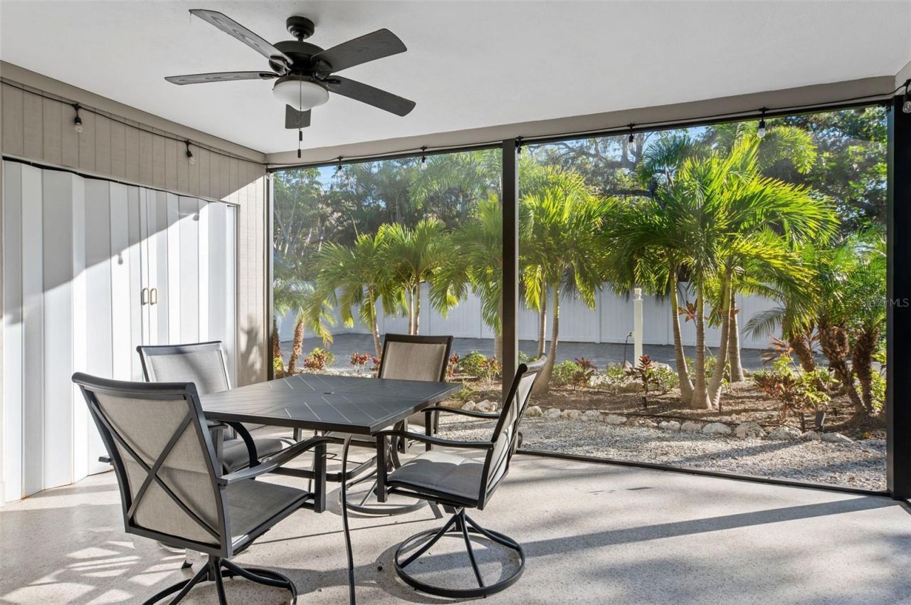 1704 Wisconsin Lane, Sarasota, FL 34239 Photo