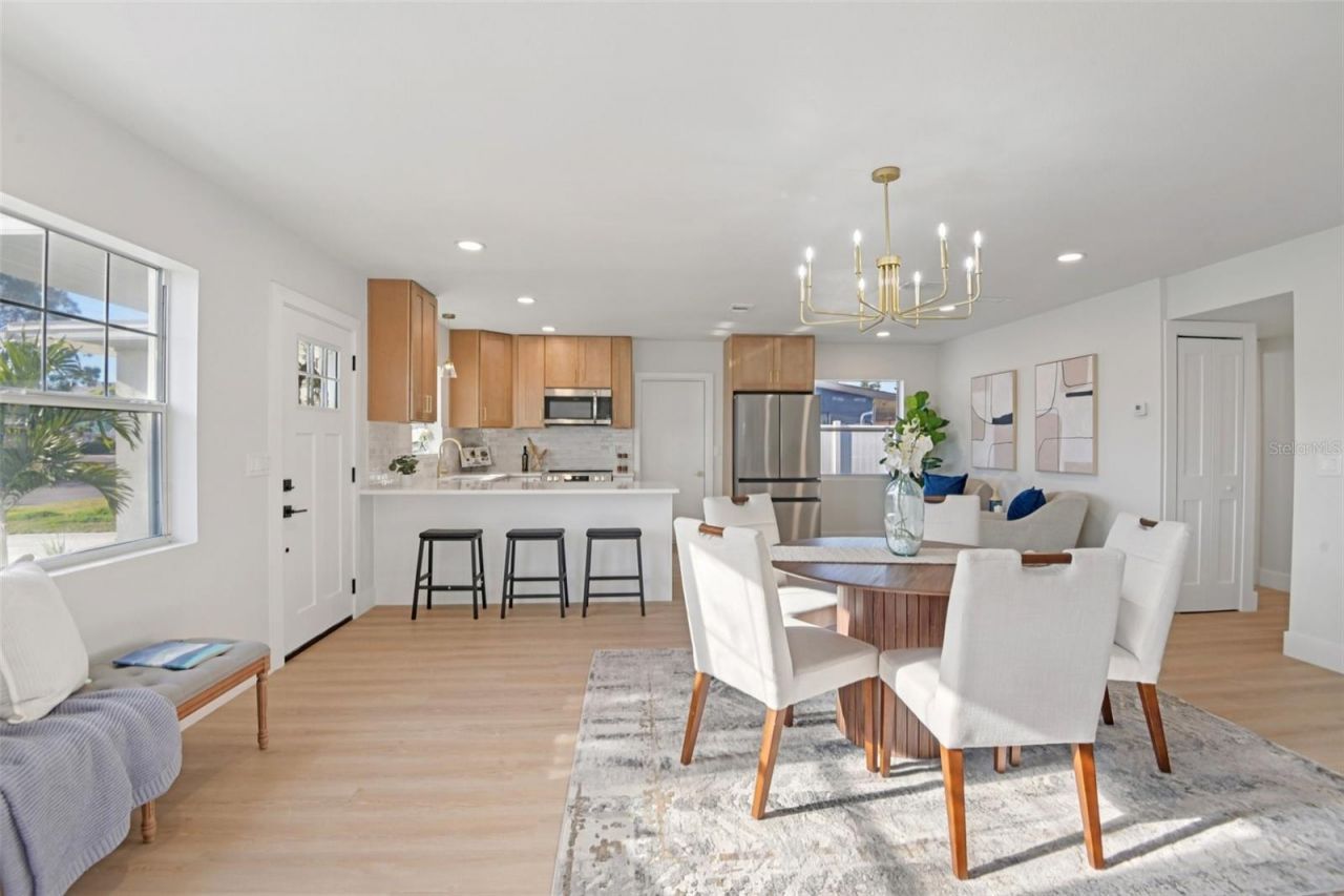 16006 Redington Drive, Redington Beach, FL 33708 Photo