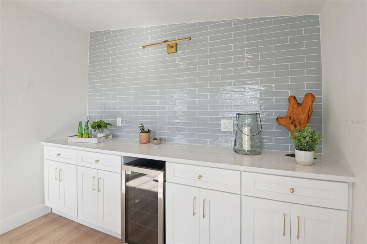 16006 Redington Drive, Redington Beach, FL 33708 Photo