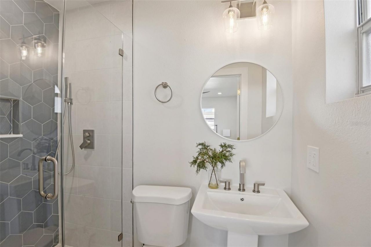 16006 Redington Drive, Redington Beach, FL 33708 Photo