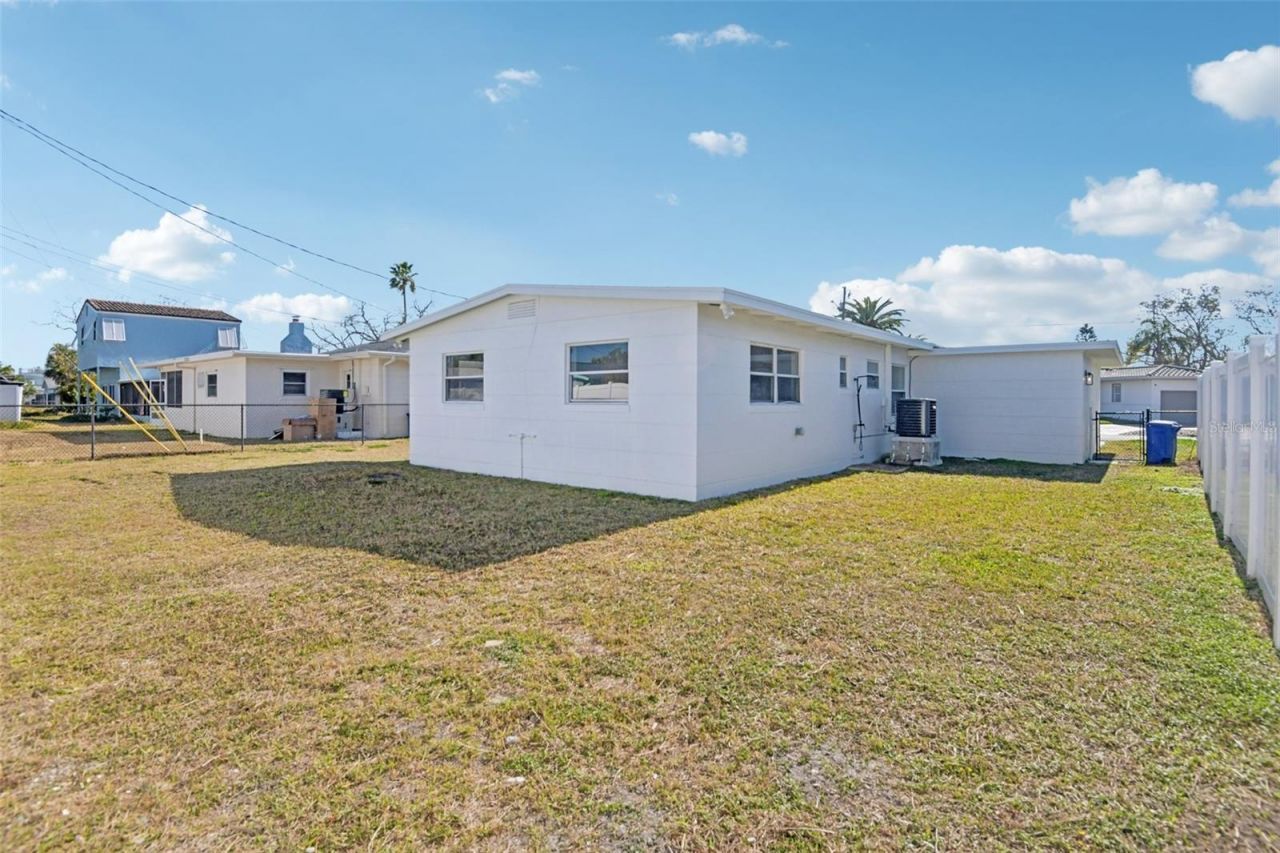 16006 Redington Drive, Redington Beach, FL 33708 Photo